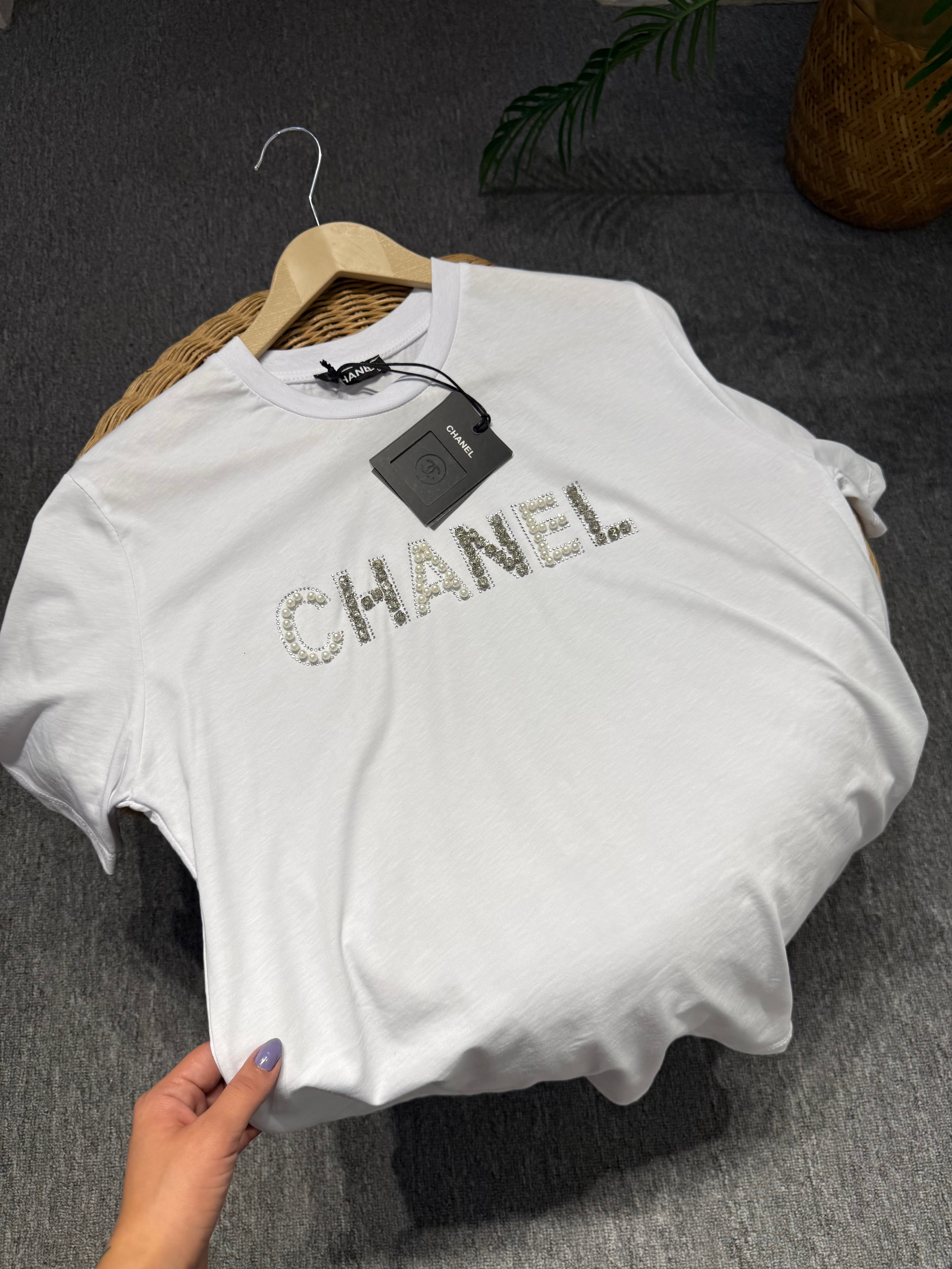 Beyaz Taşlı T-shirt