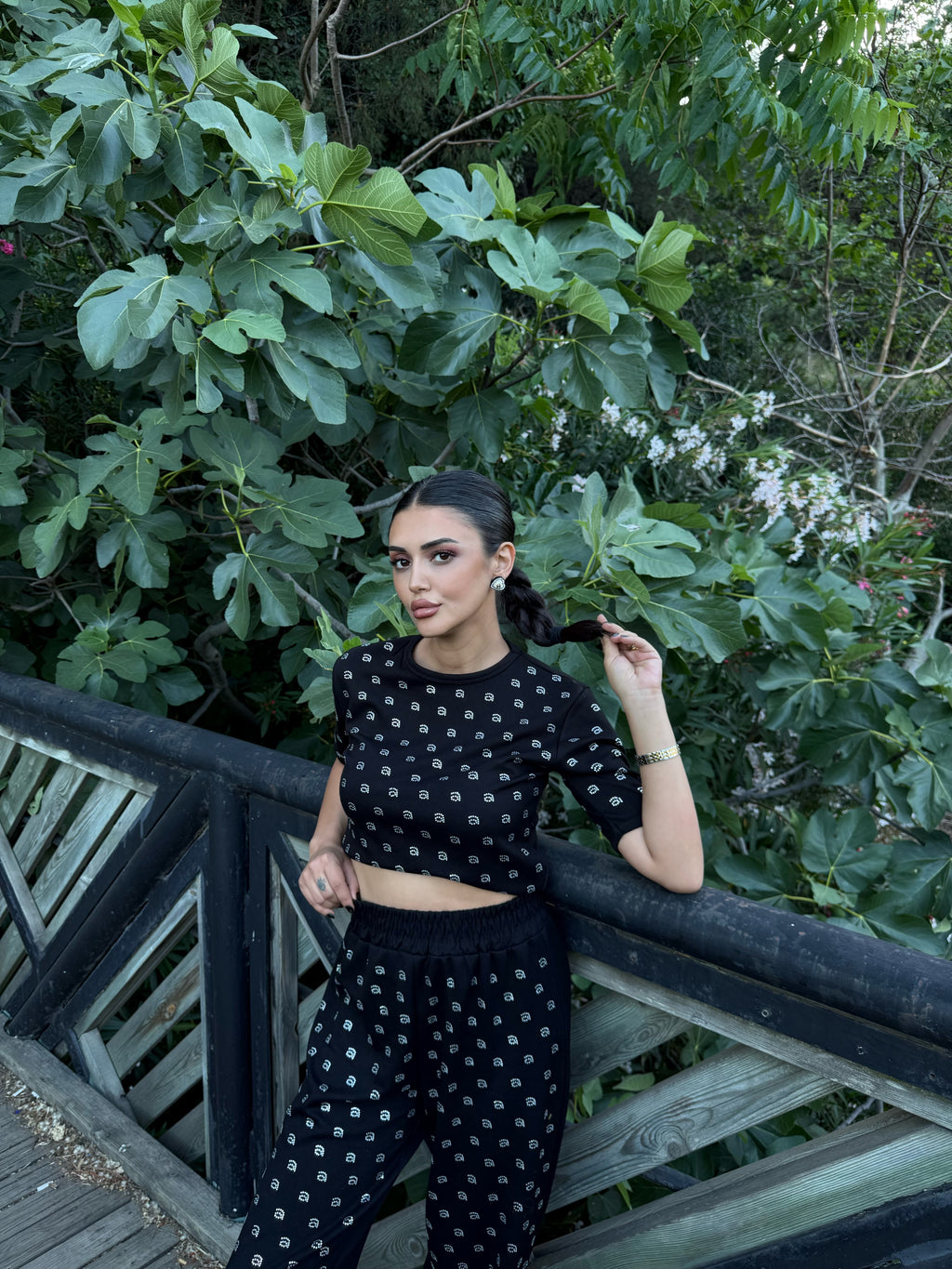 SİYAH TAŞLI TAKIM